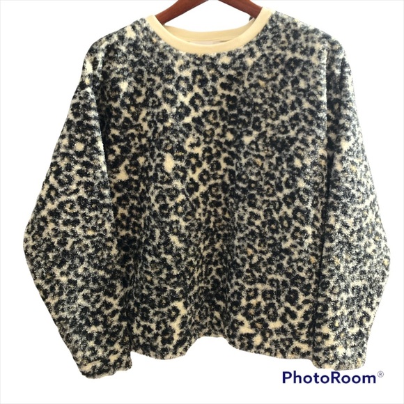 LOFT Sweaters - Loft sweater long sleeves Animal print size small